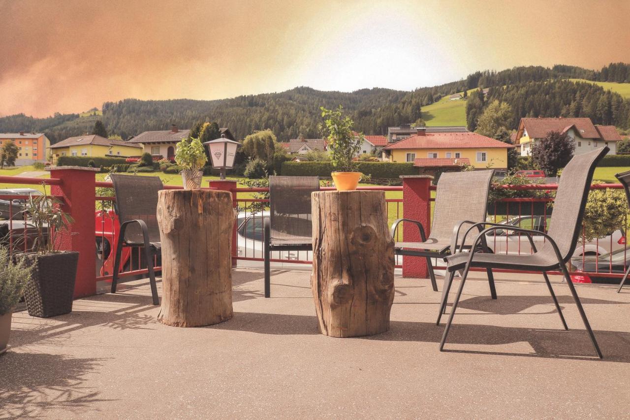 Zirben Diamant Rooms & Dogs Obdach Exteriör bild